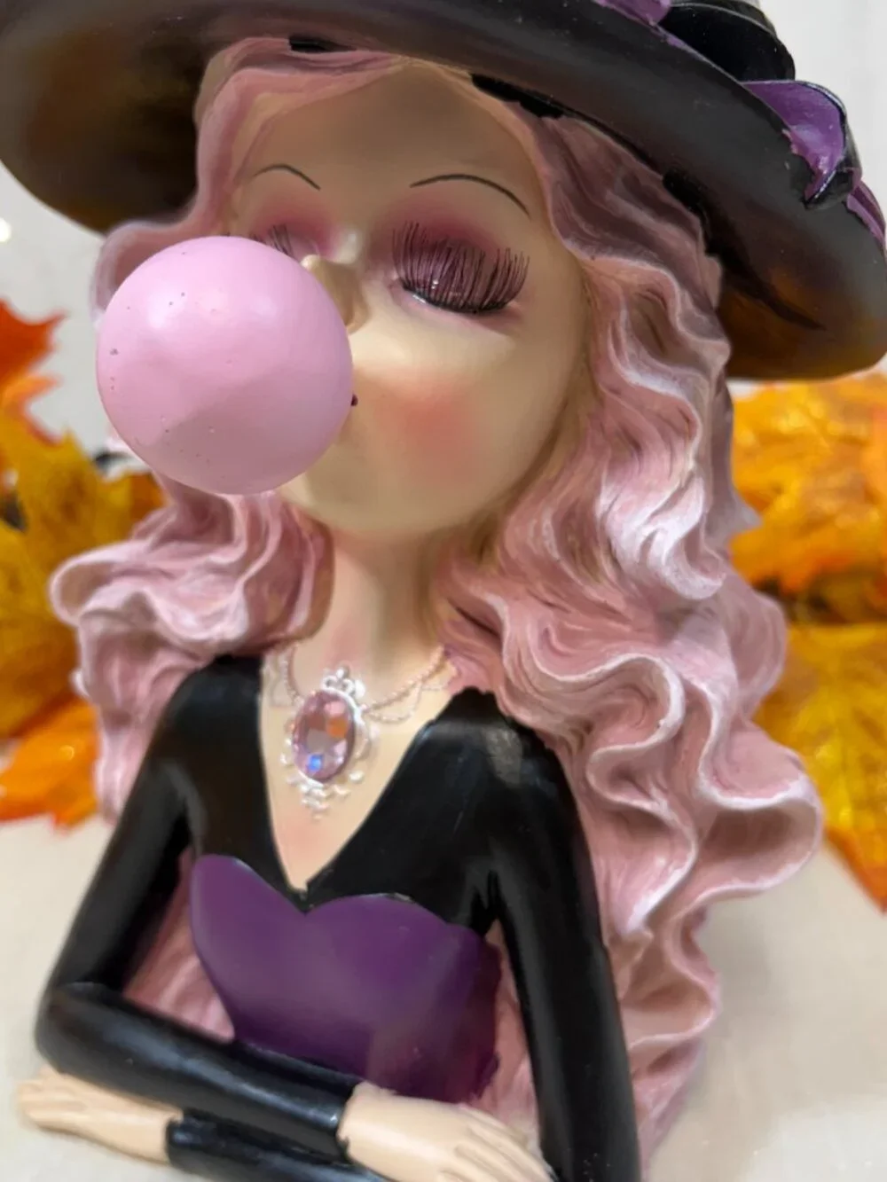 Halloween Chic Witch Blowing Bubble Gum Wearing Skull & Bow Statue New Decor New
